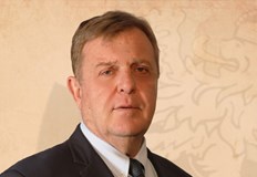 Бившият военен министър призовава за минимум 6 месечна военна служба сочейки