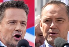 Либералният Тшасковски и националистът Навроцки се изправят в оспорвана биткаПолша