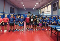 Шампионът е с три години по млад от победения финалистДесетгодишният Стелан