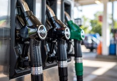 Включването в схемата за търговия с емисии поскъпява горивата с