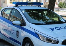 Полицията задържа мъж за нарушение на заповед за защита в
