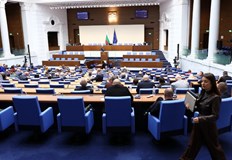 Девет министри ще отговарят на въпроси след 11 00 часаПарламентарният ден