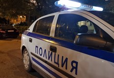 40 годишен шофьор загубил контрол над автомобила си и се ударил