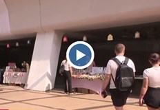 На Ларгото се провеждат дискусии срещи с организации и образователни