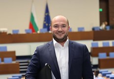 Депутатите записаха в ГПК че длъжниците ще запазват поне 1077