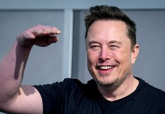 Starlink и ракетите Falcon носят основните приходи на компаниятаИлън Мъск