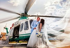 Служителка на Граничната полиция се омъжи сред хеликоптериРомантика на височина