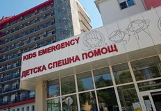 13 годишното момиче е настанено в болница Пирогов 13 годишно момиче е пострадало
