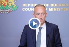 Министърът отчете увеличение на интереса към педагогически специалностиПроблемът с недостига