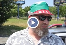 Протестиращи в Бургас получиха неочаквана международна подкрепаСемейство туристи от Германия