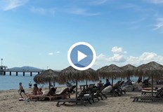 Концесионерите гарантират пълна готовност на ивиците но спасителите ще започват