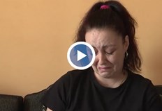 Автоимунно заболяване сковава ръцете и краката на Мая единствената ѝ