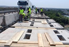 Започна армировката и подмяната на антикорозионното покритиеПо график продължава основният