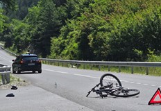 Мъжът е транспортиран в болницата в Разлог след инцидента при