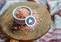 Специалисти предупреждават че отказът от йодирана сол увеличава риска от