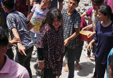 Кървав ден в Рафах 31 палестинци убити при раздаване