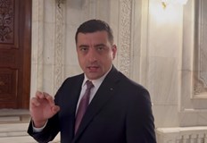 Лидерът на АУР търси подкрепа в Европейския парламент за отстраняване