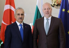 Българският премиер представи планове за развитие на автомагистрала Черно море