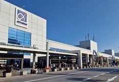 Наркотикът бил скрит в 296 пакета описани като пластмасови постелки Полицаи