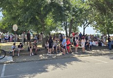 Над 130 души се събраха пред Районната прокуратура с искане