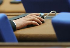 Парламентът гласува повторно закона за възобновяемите източнициНародното събрание преодоля ветото