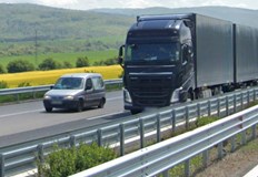 Камиони над 20 тона ще изчакват извън пътното платно до