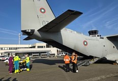 Малкият пациент пътува с родители и медицински екип от ВМА