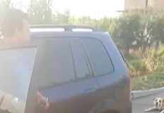 49 годишният мъж е задържан след като остави кървави следи по