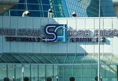 Гроздан Караджов свиква спешна среща заради инцидент на летище СофияВицепремиерът