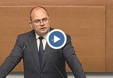 Народното събрание дебатира мерки срещу бедността в БългарияЛинията на бедност