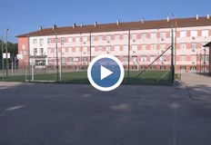 Нападателят си е счупил ръката при удара а майката на