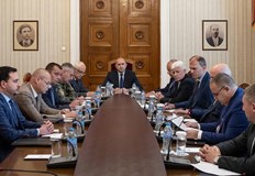 Президентът и представители на институциите обсъдиха възможните рискове за страната