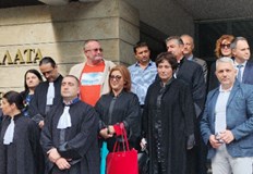 Пловдивски адвокати се събират на протест пред съдаАдвокати от Пловдив