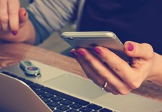 Държавната дума одобри руски аналог на WhatsApp и FacebookРуските законодатели