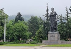 Сиренната система в цялата страна ще бъде задействана в 12 00