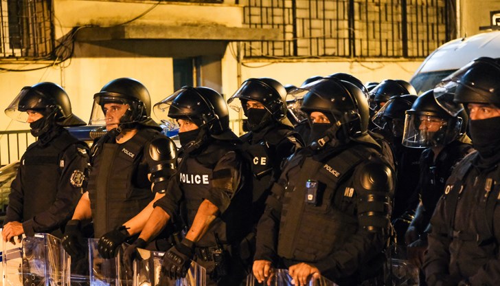 След преследване 47-годишният мъж е задържан, отказал е тест за наркотични вещества След преследване 47-годишният мъж е задържан, отказал е тест за наркотични вещества