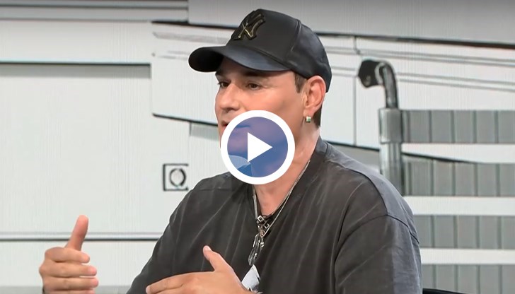 Певецът разкри ужасяващи детайли за търсенето на грижи за възрастна майка преди осем години