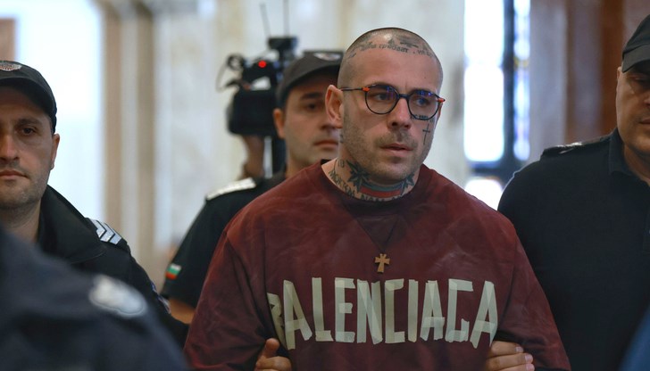 Осъденият за смъртта на две жени иска обезщетение за неимуществени вреди, бил държан 11 месеца в изолация Осъденият за смъртта на две жени иска обезщетение за неимуществени вреди, бил държан 11 месеца в изолация