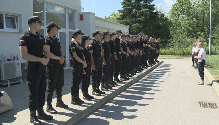 Нова лаборатория, тейзъри и задължителни бодикамери са част от реформите след случаите във Варна, Стара Загора и Казанлък Нова лаборатория, тейзъри и задължителни бодикамери са част от реформите след случаите във Варна, Стара Загора и Казанлък