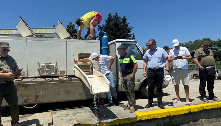 Фирма "Фишери 2009" дари зарибителния материал за екологичната инициатива