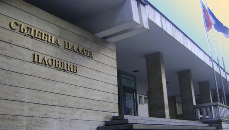 Прокуратурата в Пловдив поиска "задържане под стража" за пенсионера с незаконния револвер Прокуратурата в Пловдив поиска "задържане под стража" за пенсионера с незаконния револвер