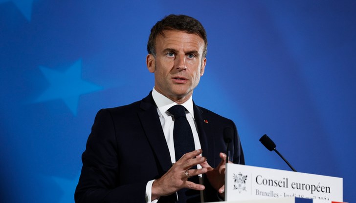 Френският президент се зарече да забрани социалните мрежи за деца под 15 години Френският президент се зарече да забрани социалните мрежи за деца под 15 години