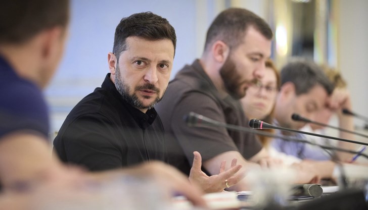 Украинският президент поиска повече системи за противовъздушна отбрана на среща в Брюксел Украинският президент поиска повече системи за противовъздушна отбрана на среща в Брюксел