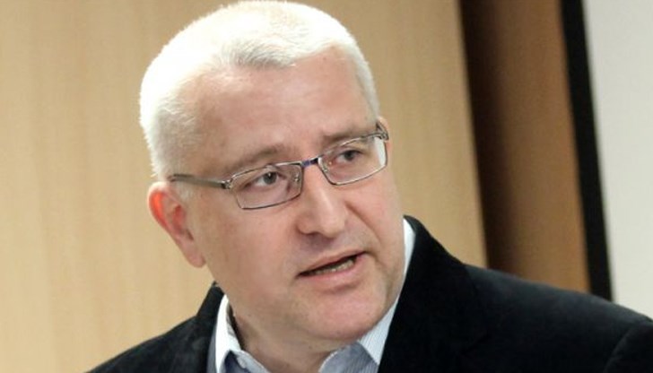 Политологът предвижда задължителен вот на недоверие в началото на 2026 година Политологът предвижда задължителен вот на недоверие в началото на 2026 година