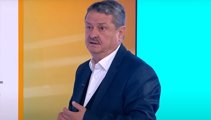 Температурите ще достигат 35 градуса, но по морето ще е по-хладно с 25-26 градуса Температурите ще достигат 35 градуса, но по морето ще е по-хладно с 25-26 градуса