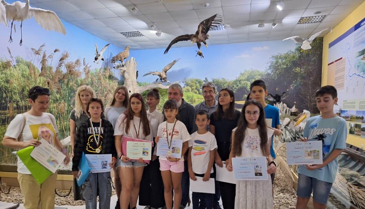 Конкурсът "Приказният свят на природата" привлече деца от над 100 български училища в чужбина