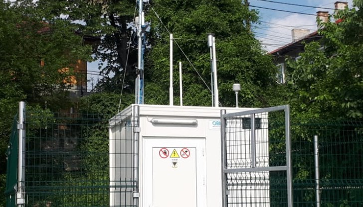 Техници отстраняват повреди в газанализаторите в "Дружба" и "Петър Берон" Техници отстраняват повреди в газанализаторите в "Дружба" и "Петър Берон"