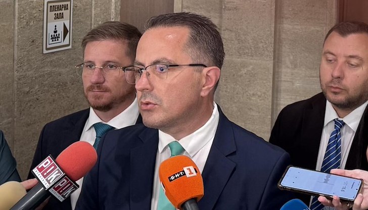 Това не е просто несъответствие, това е абсурд