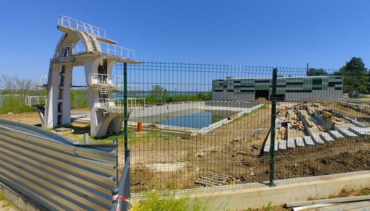 Непредвидени технически проблеми и административни забавяния спират проекта