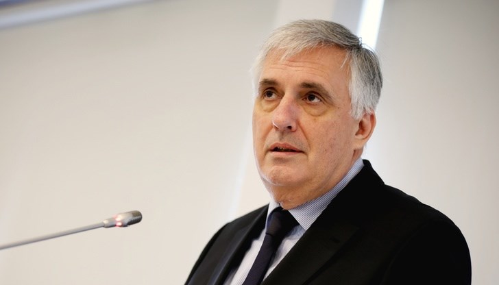 Бившият външен министър e скептичен, че двете страни сами ще стигнат до компромис в конфликта Бившият външен министър e скептичен, че двете страни сами ще стигнат до компромис в конфликта